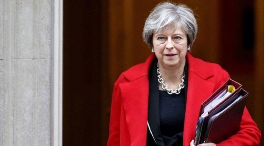 رئيسة الوزراء البريطانية تيريزا ماي تعلن استقالتها