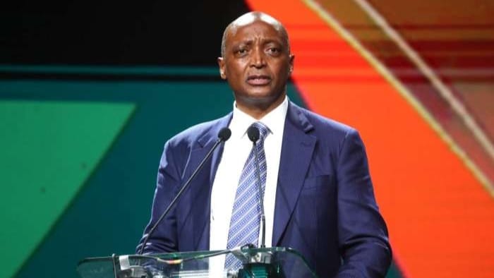 موتسيبي: ناقشت مع لقجع آخر التطورات والهدف خدمة الكرة الافريقية