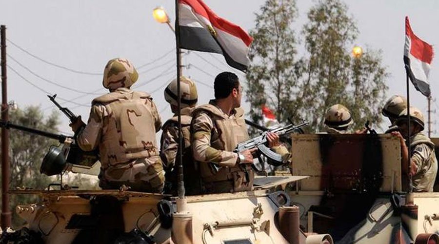 الجيش المصري يعلن القضاء على 8 عناصر "إرهابية" في تبادل لإطلاق النار