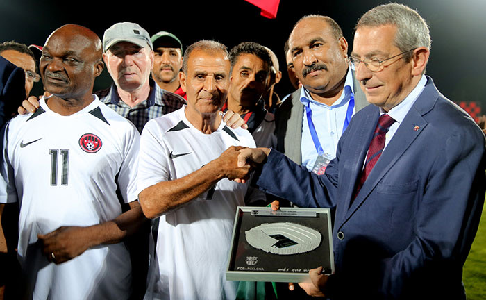 حقيقة وفاة أسطورة الكرة المغربية أحمد فرس