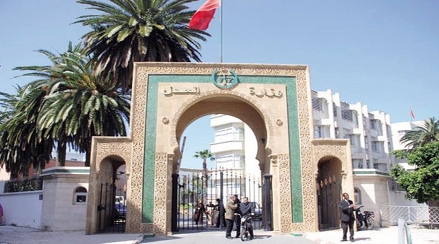 وزارة العدل تخرج عن صمتها بخصوص تمتيع البيدوفيل الكويتي بالسراح المؤقت