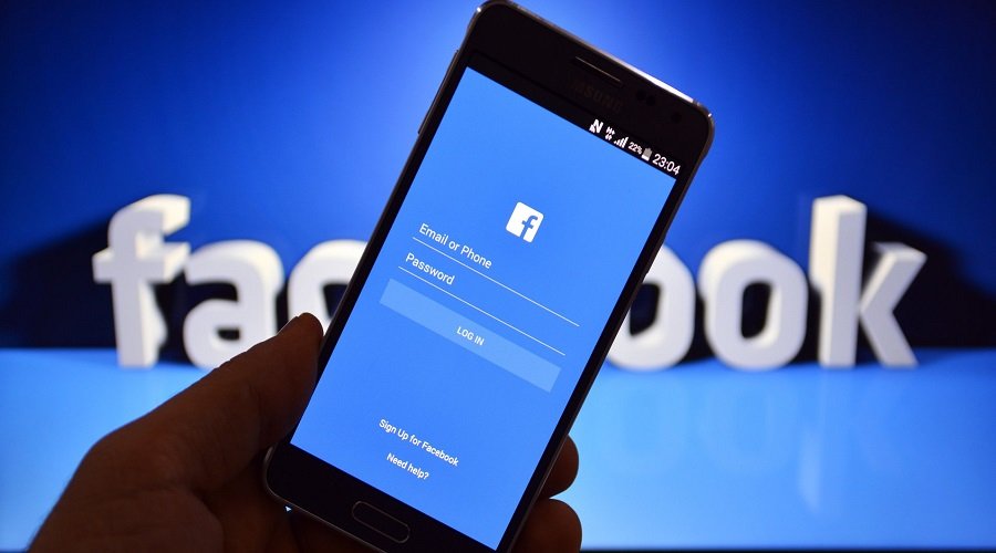 إدارة فيسبوك تحذف حسابات مزيفة كانت تستهدف دولا بينها المغرب