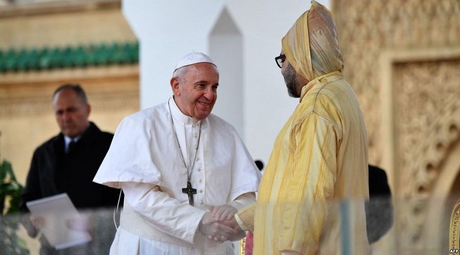 تفاصيل القداس الكبير الذي حضره بابا الفاتيكان في ثاني يوم من زيارته للمغرب