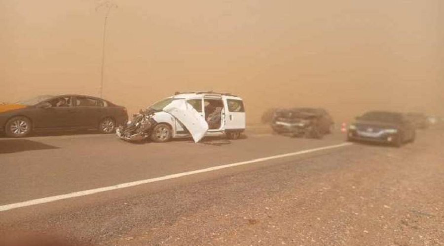 حوادث سير بالعشرات على الطريق السيار بين البيضاء ومراكش (صور)