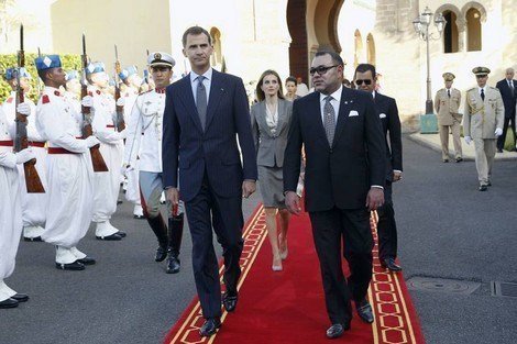 العاهل الإسباني الملك فيليبي السادس والملكة "ضونا" ليتيثيا يحلان بالمغرب