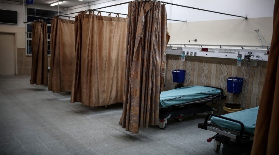 أزمة الوقود تهدد بوقف خمس مستشفيات عن العمل في قطاع غزة وتنذر بكارثة إنسانية