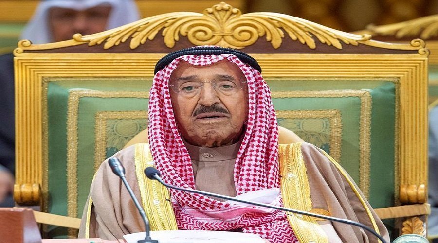 ولي العهد الكويتي يتولى مهام أمير البلاد الموجود في المستشفى