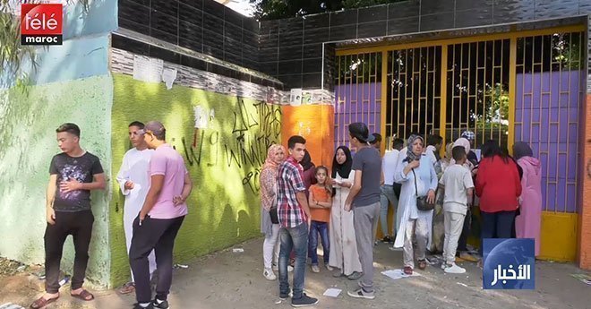 فيديو..أجواء الإعلان عن النتائج بثانوية مولاي ادريس الأول بين فرحة النجاح و صدمة الرسوب