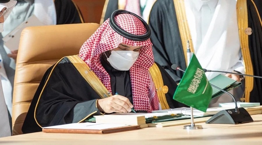 قادة الدول الخليجية يوقعون بيان "التضامن والاستقرار"