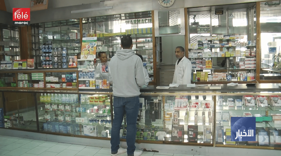 الصيادلة يدعون وزارة الصحة للتدخل بعد نفاذ الكمامات الطبية