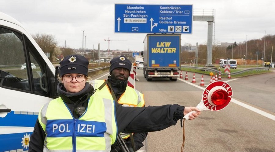 ألمانيا تغلق حدودها مع فرنسا والنمسا وسويسرا بسبب كورونا