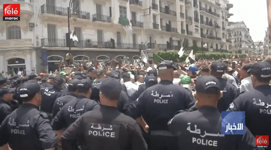 الجزائر: قايد صالح يصف رافضي الانتخابات بـ”الشرذمة” ويهددهم بالمتابعة القضائية
