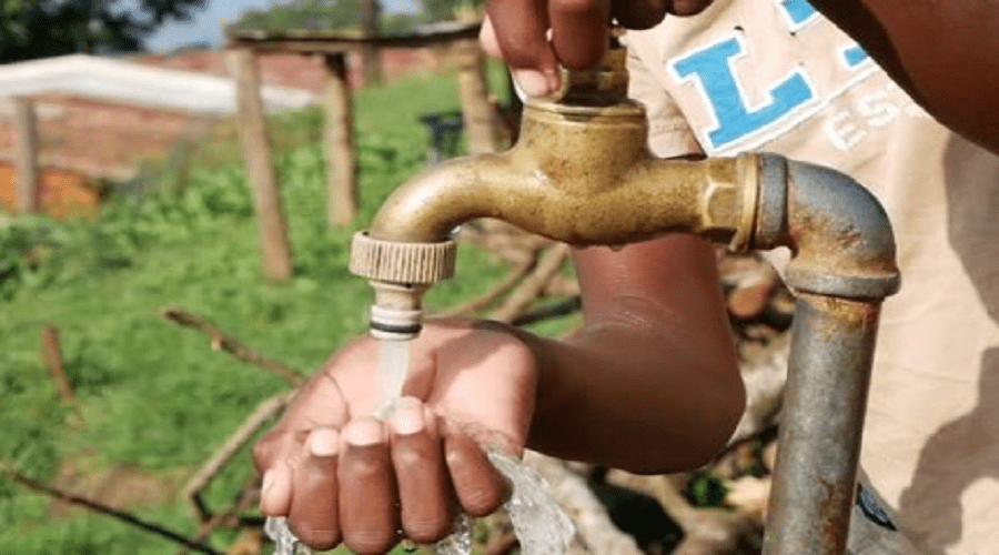 استمرار أزمة الماء يقلق السكان بضواحي أكادير