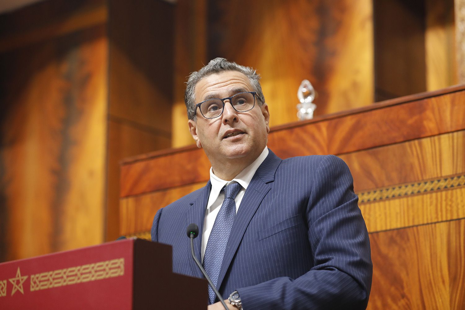 أخنوش ينهي المواجهة المفتوحة بين وهبي والمحامون