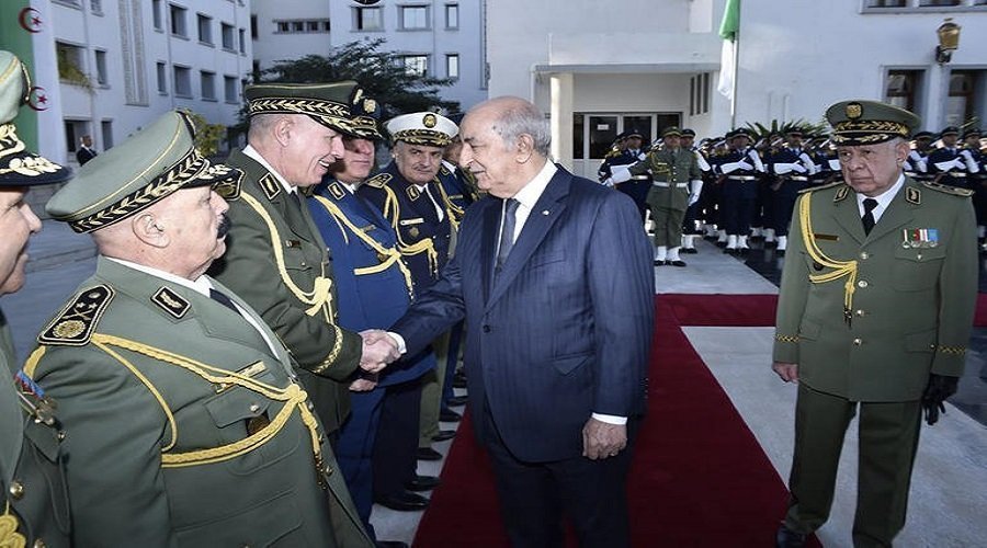 الجزائر.. الغموض يلف تفشيي كورونا بين جنرالات القايد صالح وبوتفليقة
