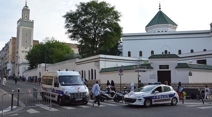 فرنسا: إغلاق 9 قاعات صلاة بزعم محاربة النزعة الانفصالية الإسلامية