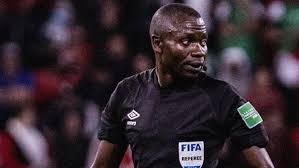 جون جاك ندالا.. «قاضي»  النهائي الأفريقي