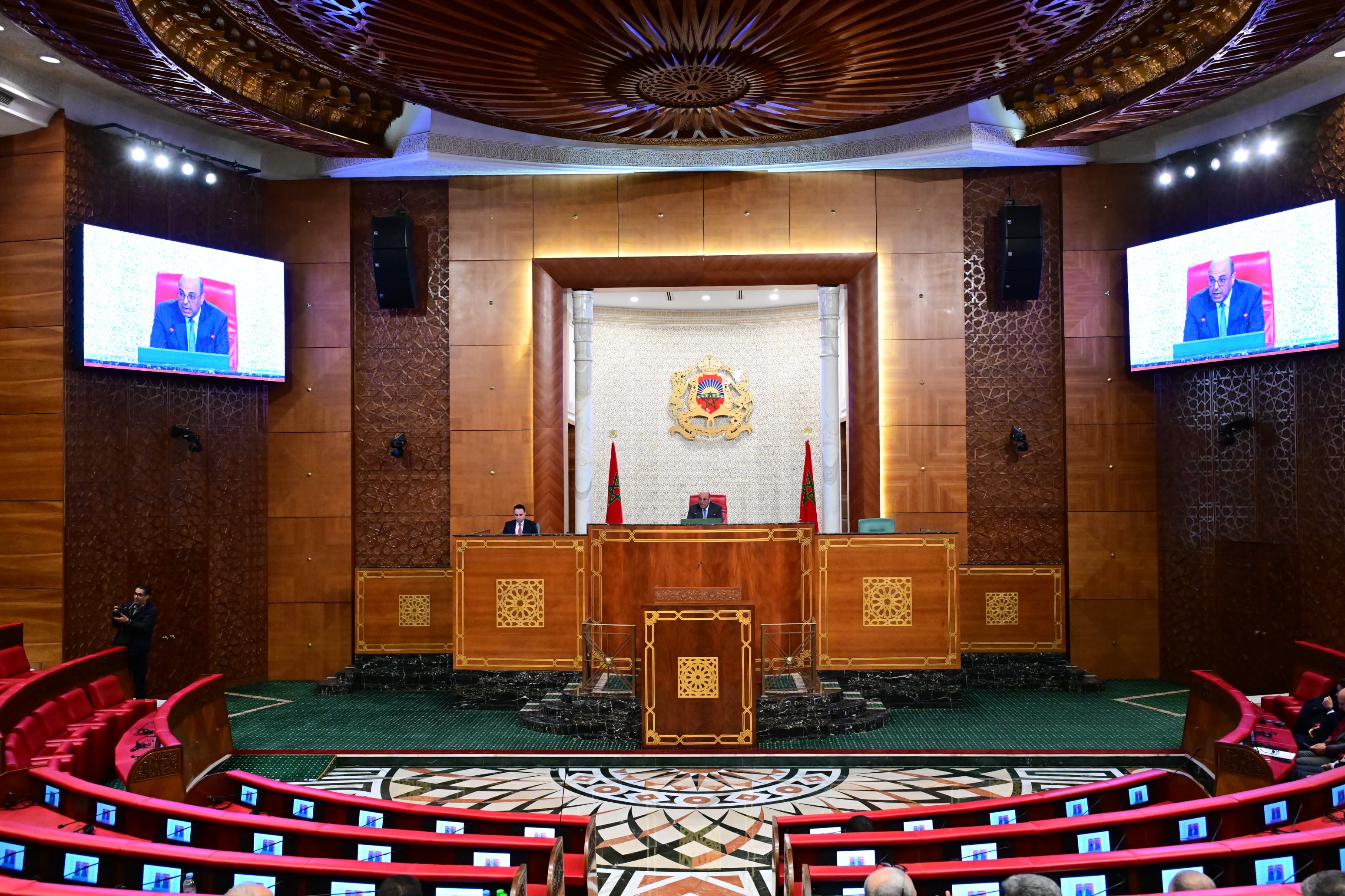 مجلس المستشارين يختتم دورة أكتوبر بالمصادقة على 17 نصا تشريعيا وتعزيز الحضور الدبلوماسي البرلماني