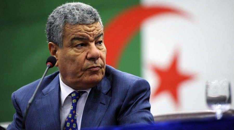 سياسي جزائري: الصحراء مغربية والبوليساريو تستنزف أموال الجزائر