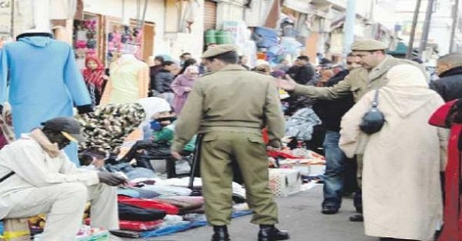 حملة واسعة لتحرير الملك العمومي من الباعة المتجولين بالرباط