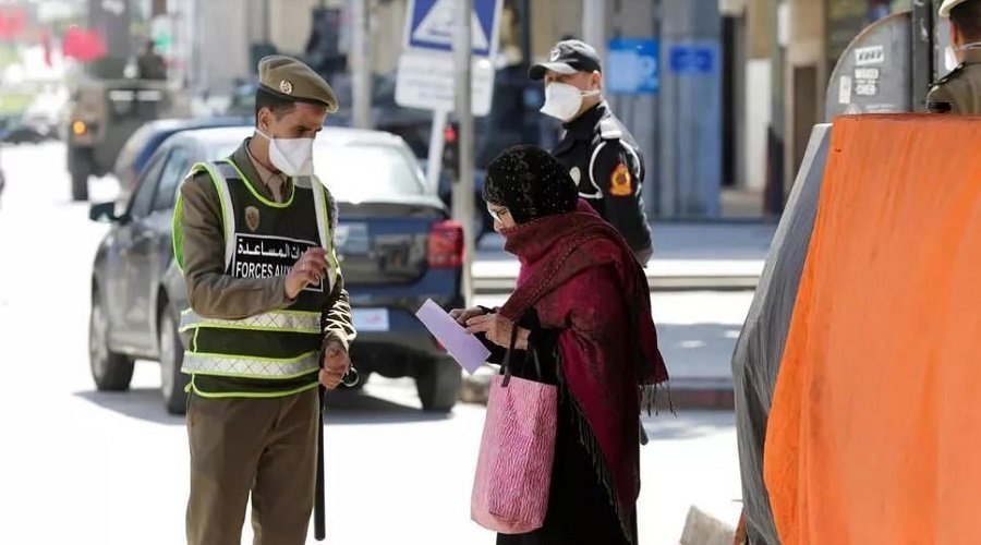 قرارات صارمة من الداخلية لتطويق كورونا وحديث عن احتمال العودة للحجر الشامل