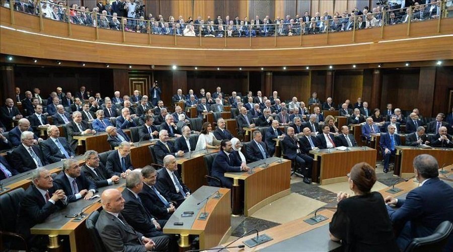 أخيرا... رئيس الحكومة يقرر تخفيض اجور الوزراء والبرلمانيين ما بين 40 و60 في المائة في لبنان