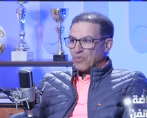 مصطفى بوركون: حي العنق عطا ومنتخب وغلطة الركراكي والغولف