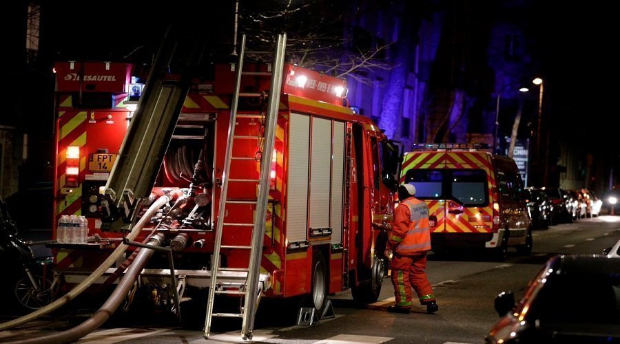 مصرع 8 أشخاص في حريق داخل مبنى سكني في فرنسا