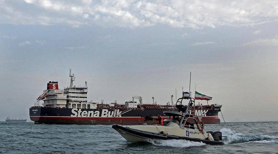 إيران تؤكد إرسال بريطانيا لـ"وسيط" من أجل الإفراج عن ناقلتها