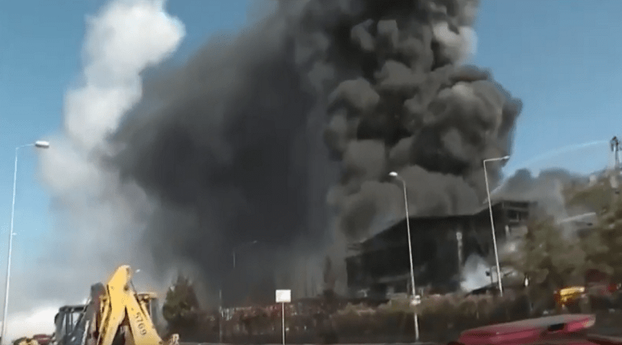 بالفيديو.. انفجار داخل مصنع للكيماويات في إسطنبول