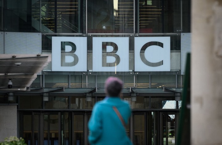 لأسباب مالية.. إذاعة "BBC العربية" تغلق أبوابها بعد 84 عاما