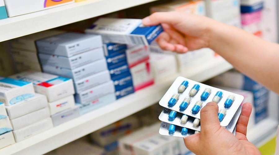 وزارة الصحة : احتياطي أدوية علاج كوفيد-19 وافر لتغطية شهور