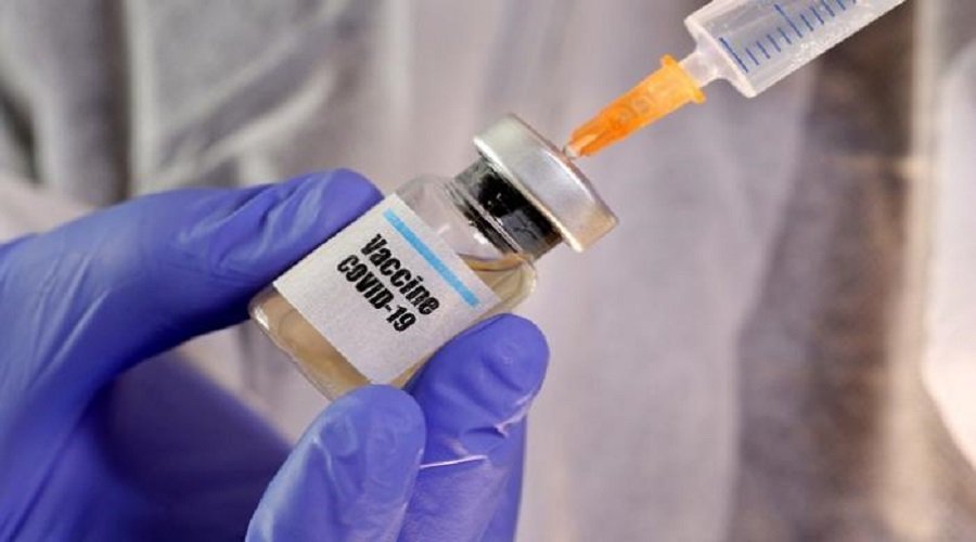 فرنسا تبدأ التطعيم ضد فيروس كورونا يوم الأحد
