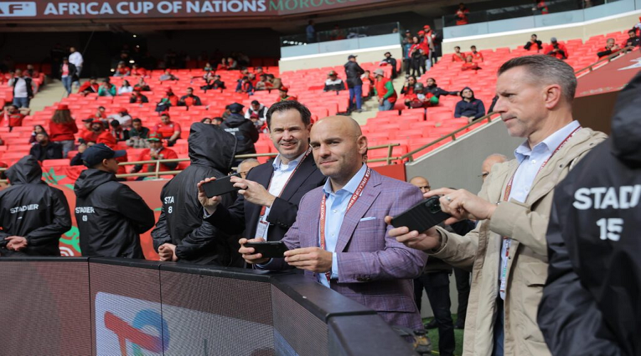 مكتب التحقيقات الامريكي يزور ملاعب المملكة على هامش "الكان"