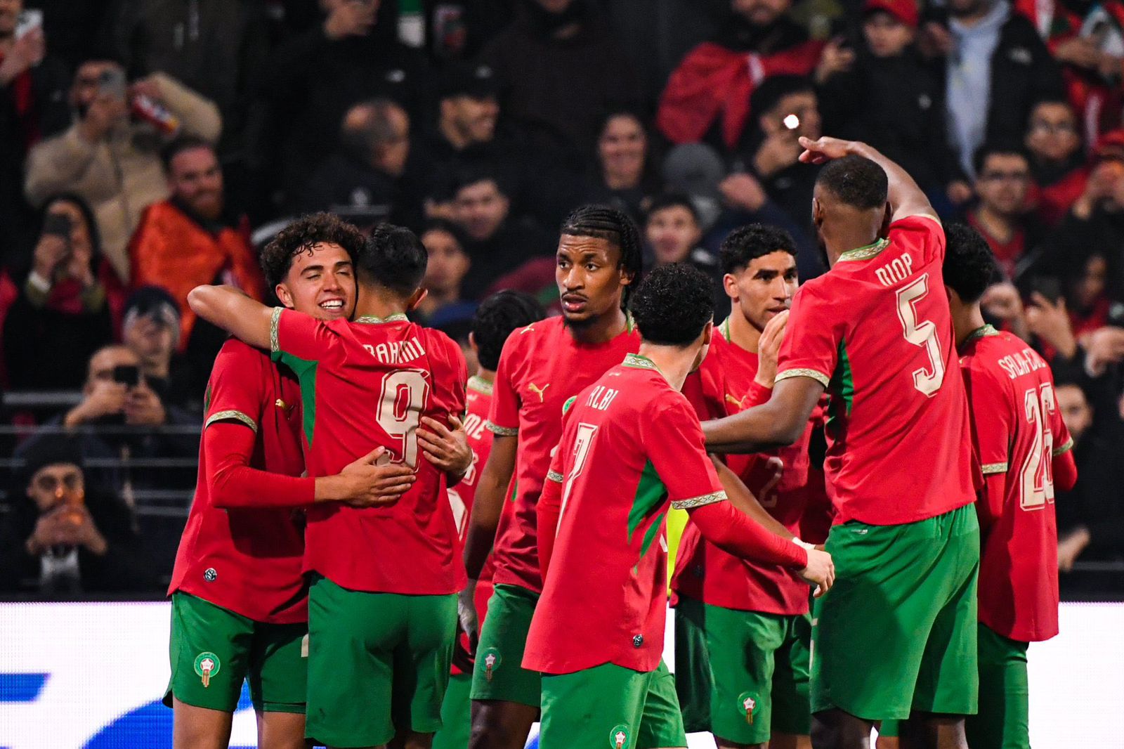 الأسود يتجاوزون البرازيل ويحققون أفضل ترتيب في تاريخهم