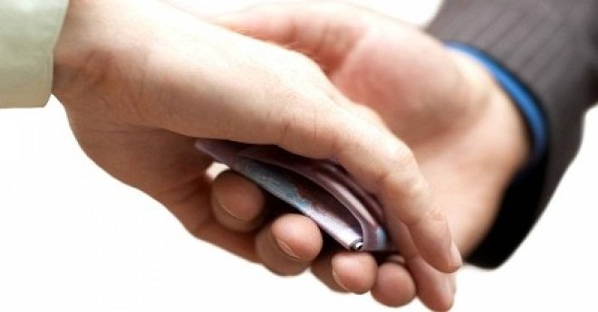 بسبب رشوة.. باشا الرماني يحكم بستة أشهر حبسا نافذا