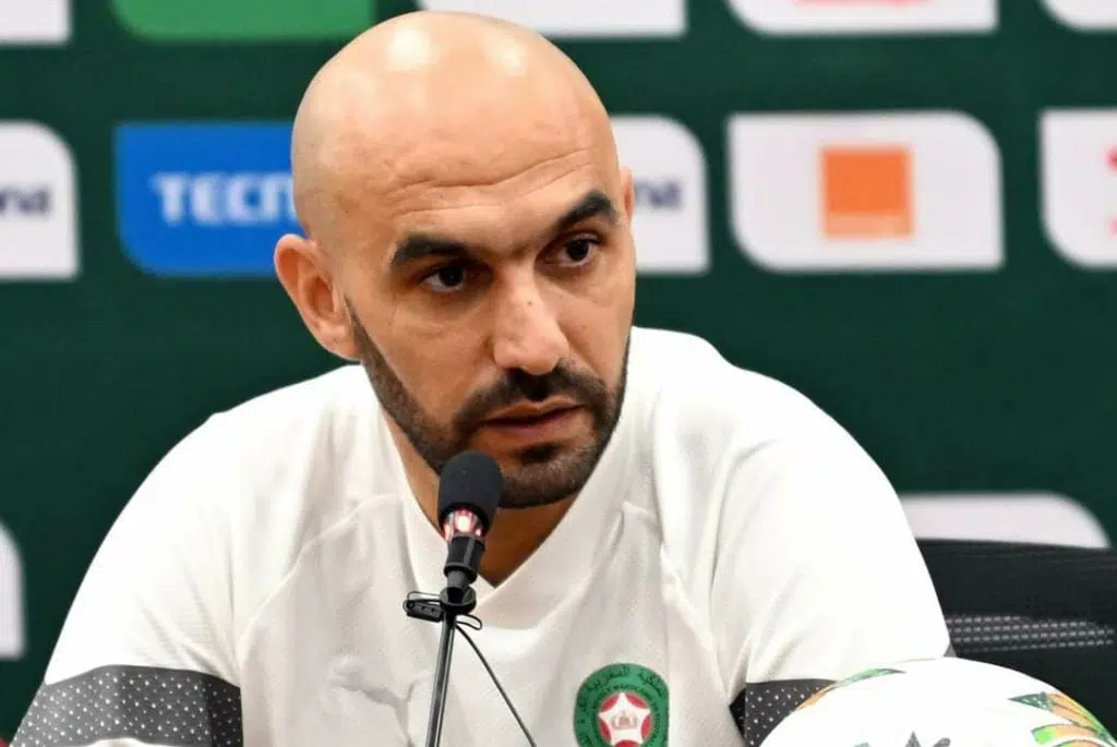 الركراكي يكشف  سبب غياب أبرز لاعبي المنتخب